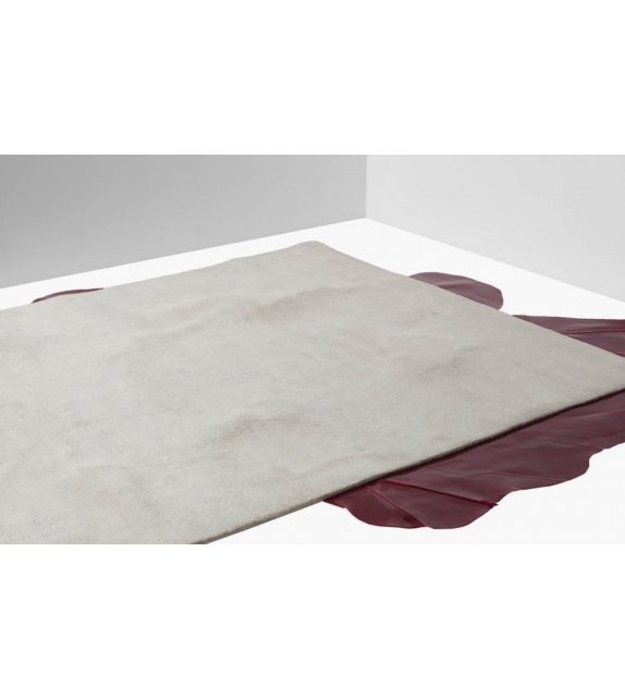 Red Memory Nodus Rug