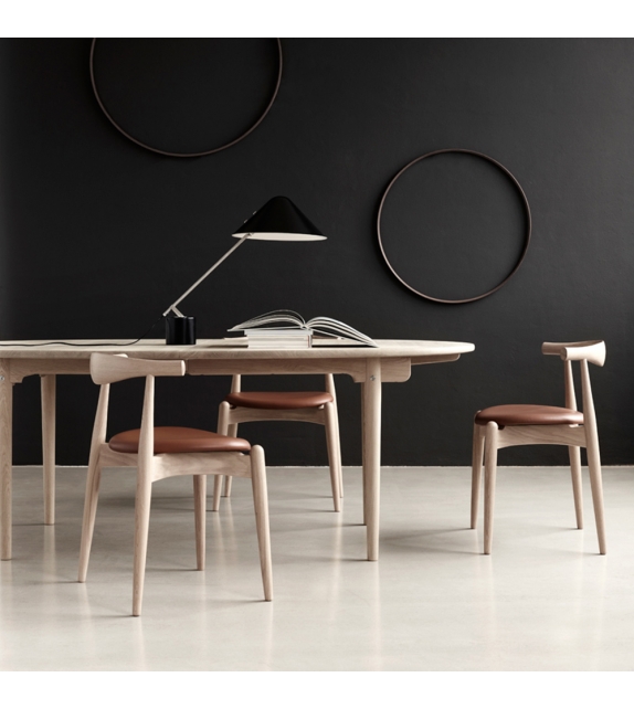 CH338 Carl Hansen & Søn Tisch