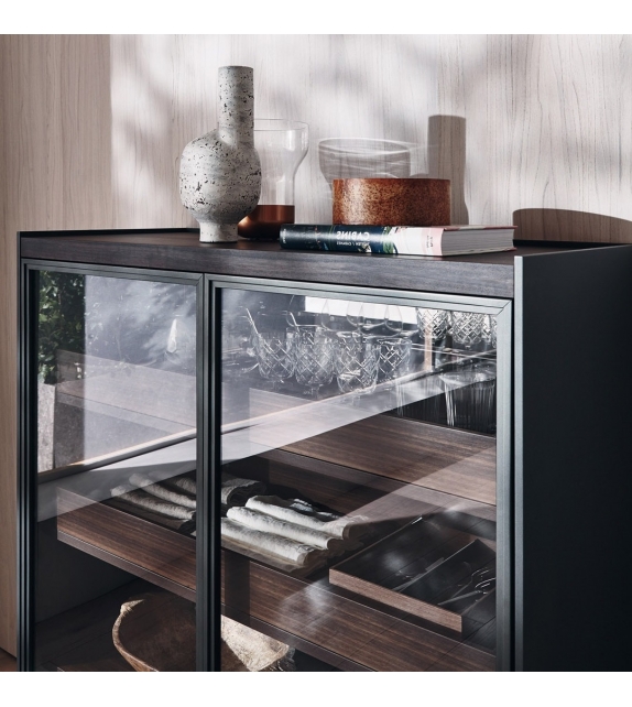 Qinten Molteni & C Sideboard