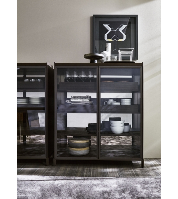 Qinten Molteni & C Sideboard