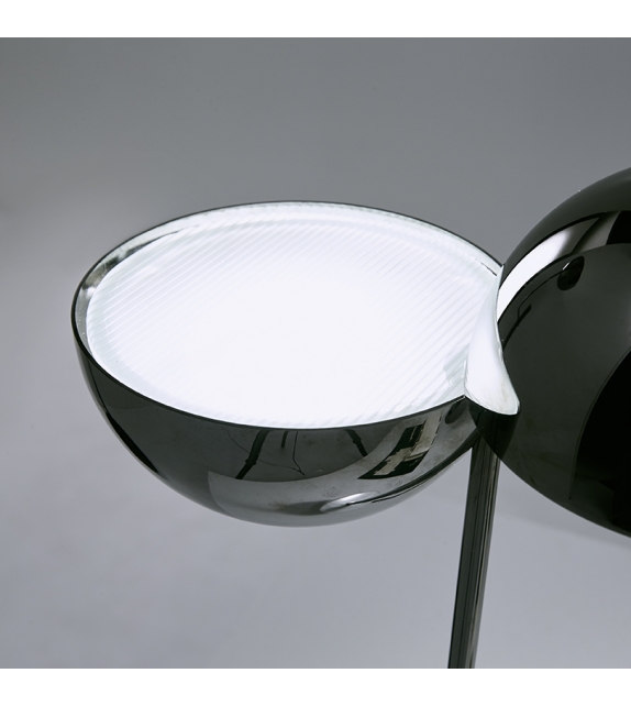 Elisabeth Penta Table Lamp