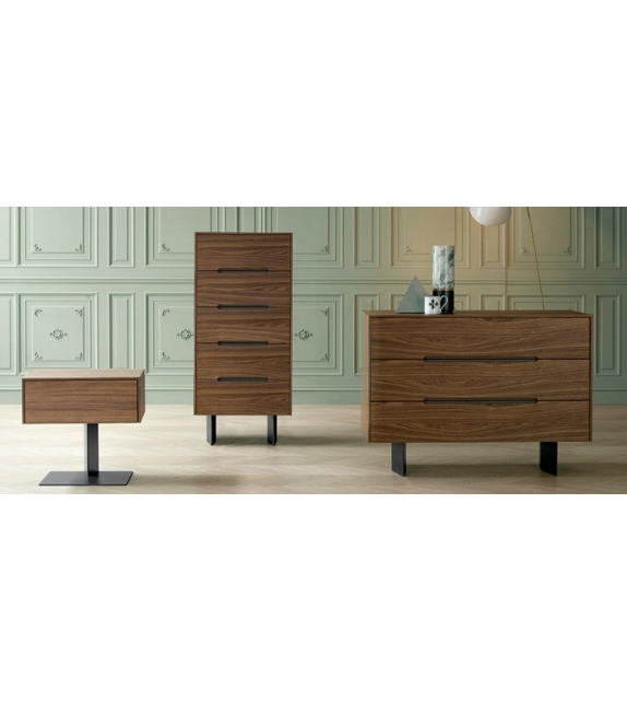 Wai Bonaldo Highboy