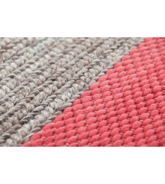 Mangas Space Plait Rectangular Rug Gan