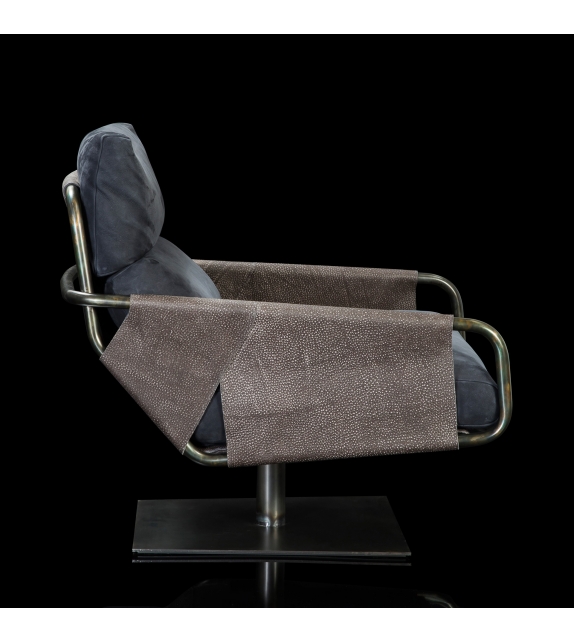 Voyage Henge Armchair