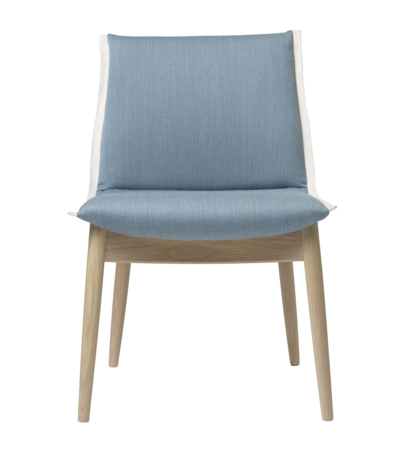 E004 Embrace Carl Hansen & Søn Chair