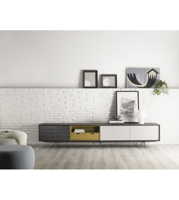 Aura Treku Sideboard A15