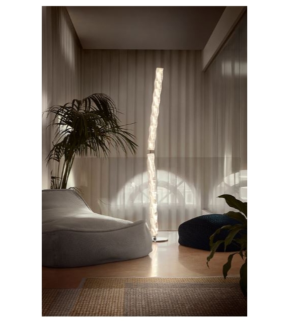 Hugo Slamp Floor Lamp