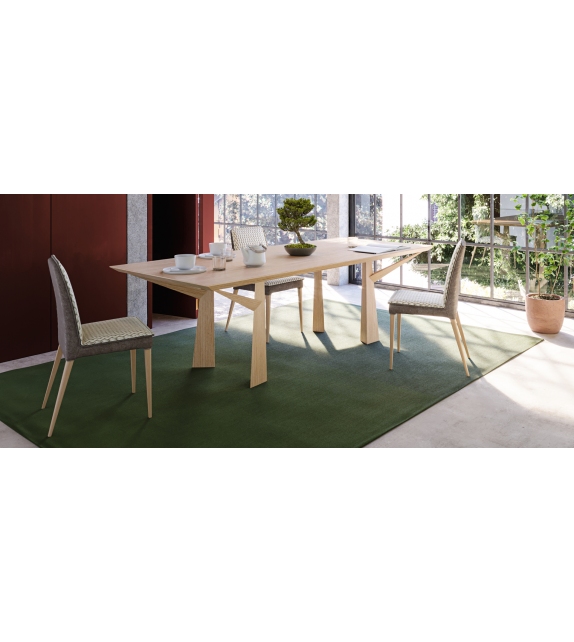 Branch Liu Jo Table