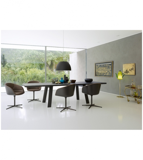 Tadeo Walter Knoll Table with Wooden Legs