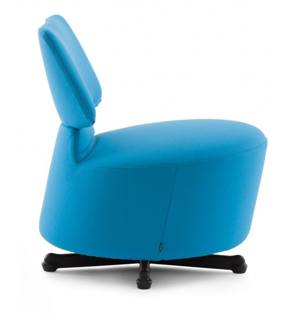 K06 Aki Sessel Cassina