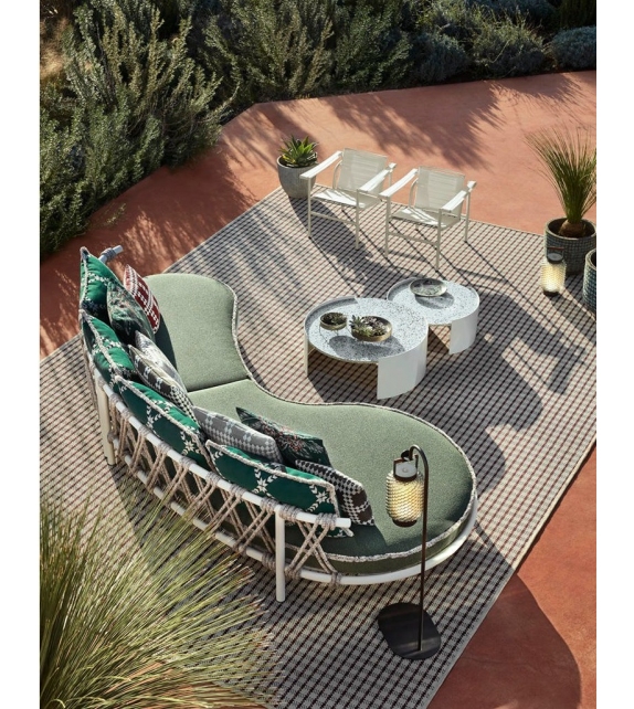 1 Fauteuil Dossier Basculant, Outdoor Cassina