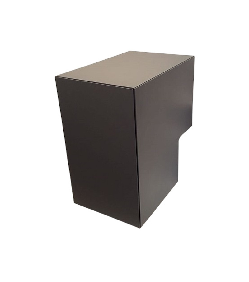 Formosa Accucciata Minotti Italia Bedside Table