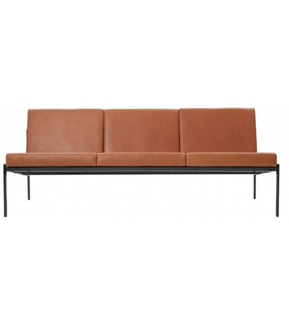 Kiki Sofa Artek