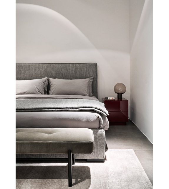 Stone Plus Meridiani Bett