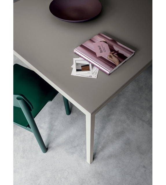 Frame Tables & Desks Fantin Quadratischen Tisch
