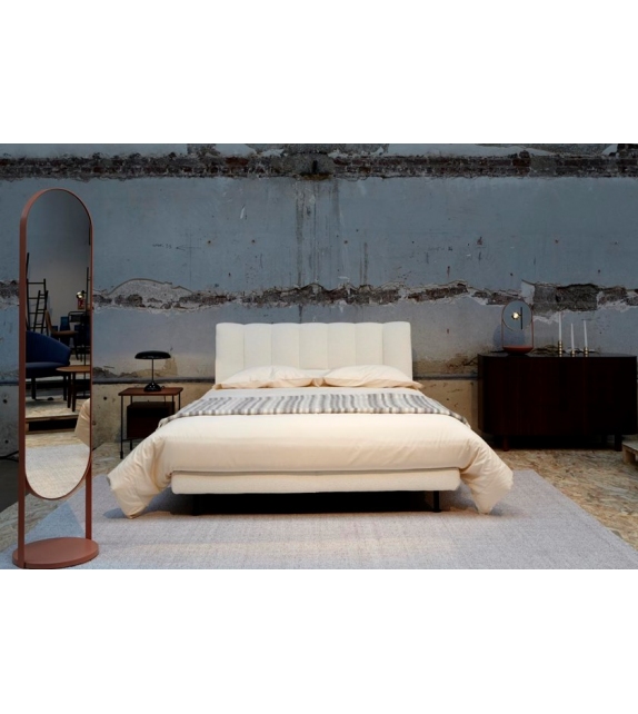 Evisa Ligne Roset Bed