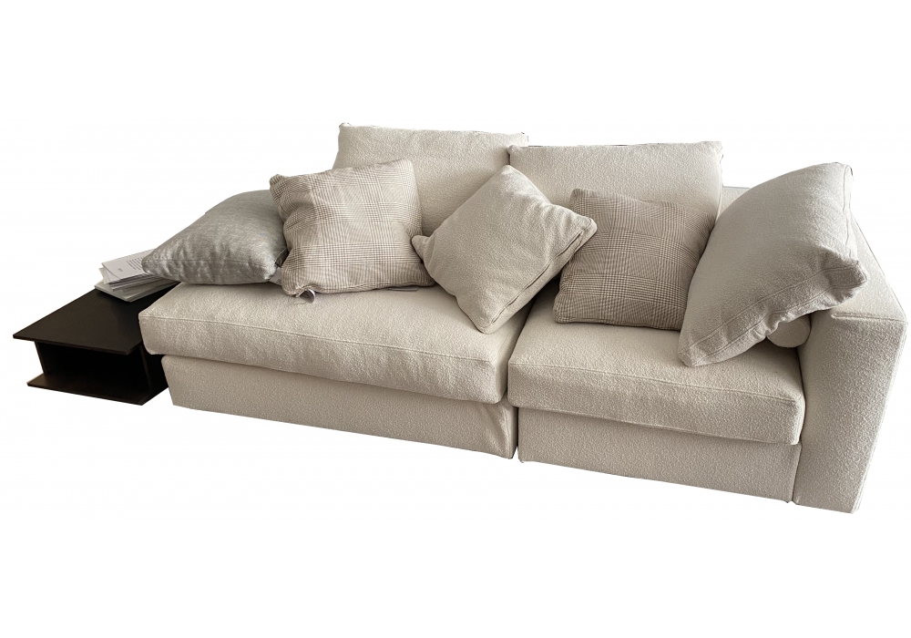 Mosaïque: sofa designed by Piero Lissoni