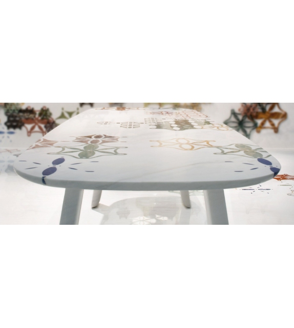 Marblelace Biscuit Table Budri