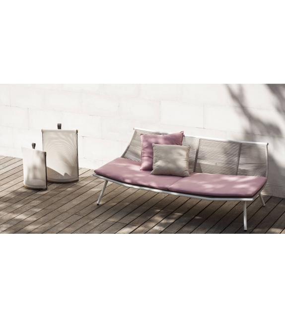 Laze Roda Sofa