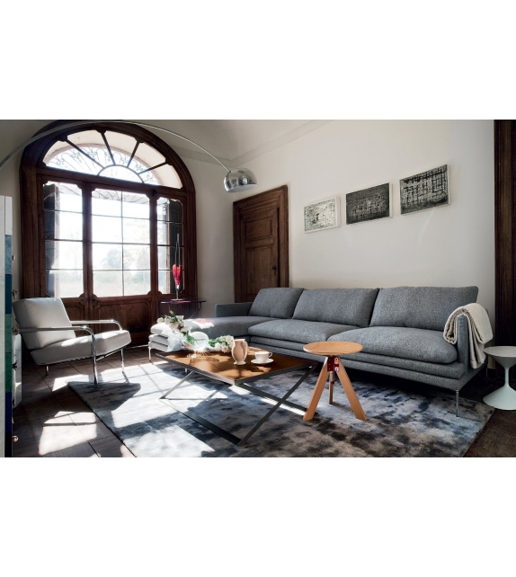 1330 William Zanotta Sofa