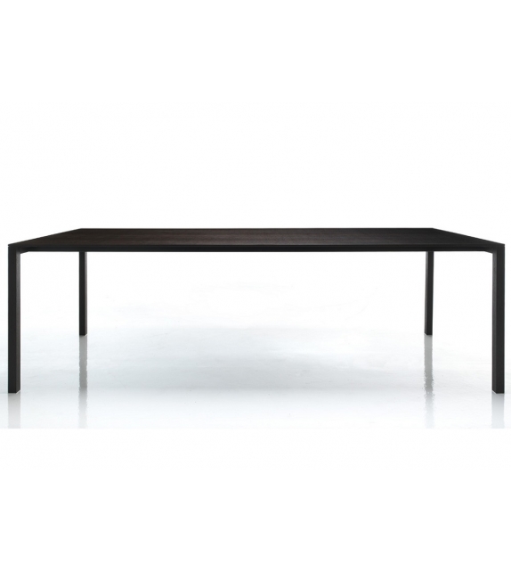 195 Naan Cassina Table