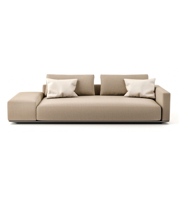 Billie Casamania & Horm Sofa