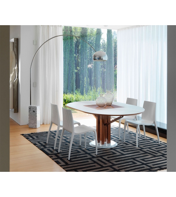 Flower Casamania & Horm Table