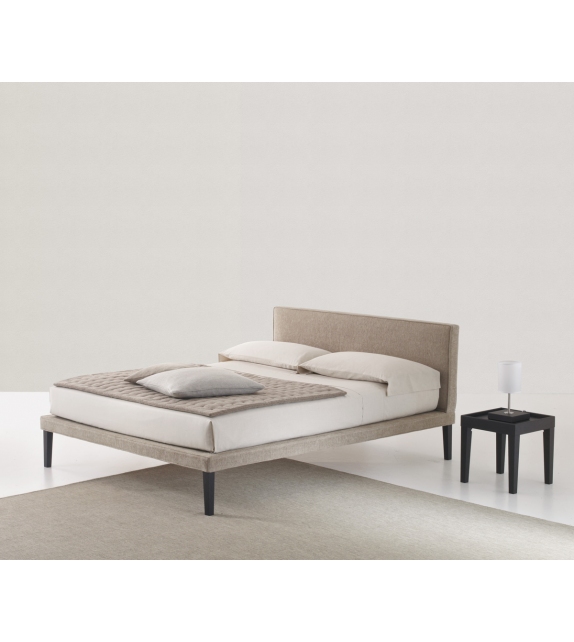 Ebridi Wood Textile Casamania & Horm Bed