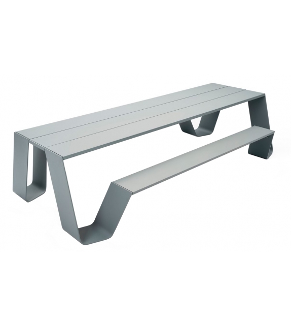 Hopper Picnic AA Table Extremis