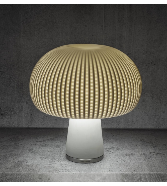 Earth to Humanity - Hryb Vista Alegre Table Lamp