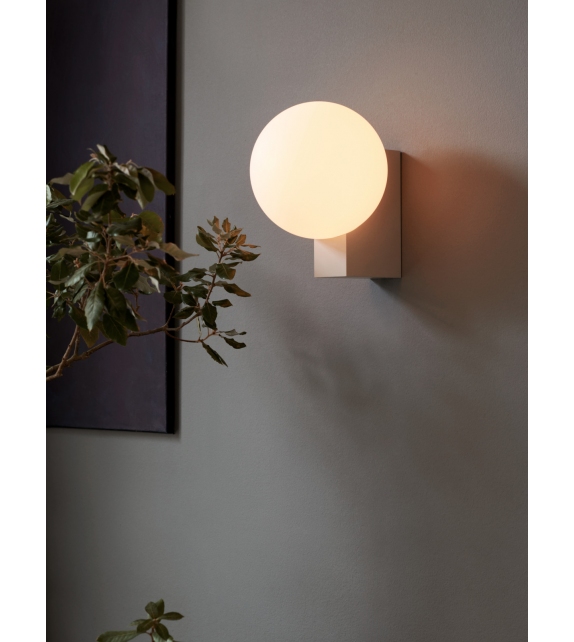 Journey SHY2 &Tradition Wall Lamp