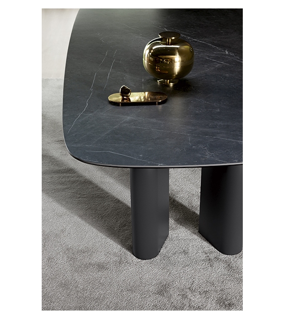 Geometric Bonaldo Table