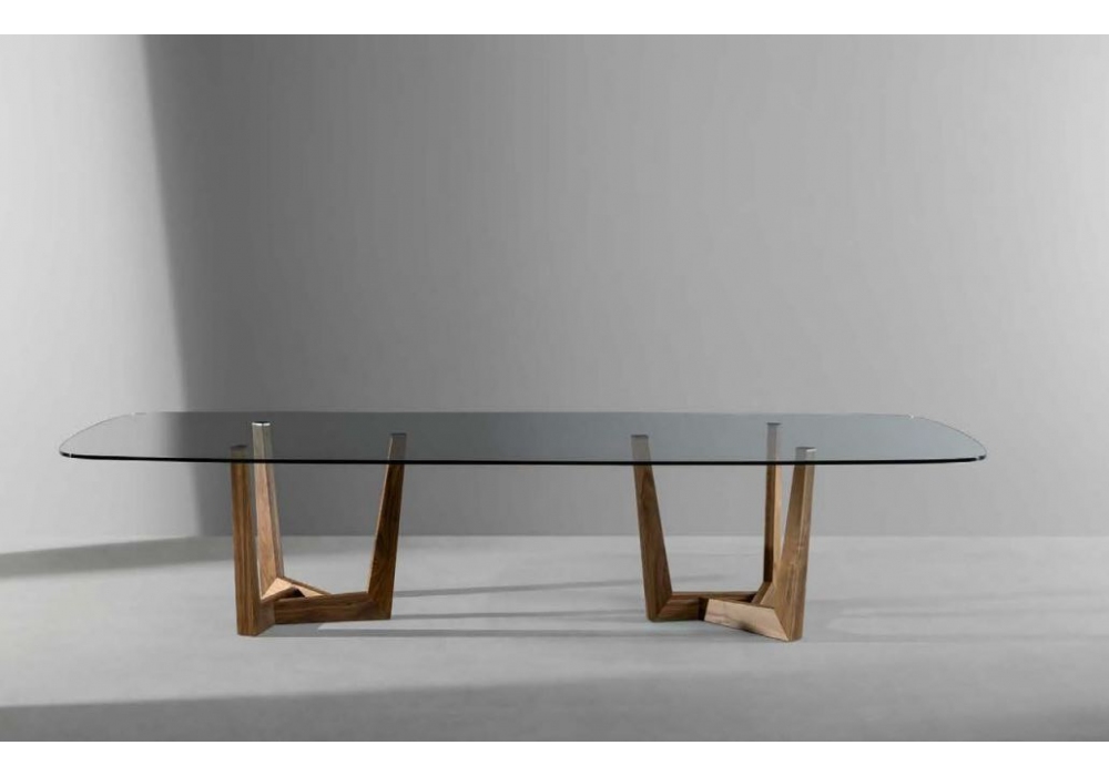 Art Wood Base Dining Table by Bonaldo • room service 360°