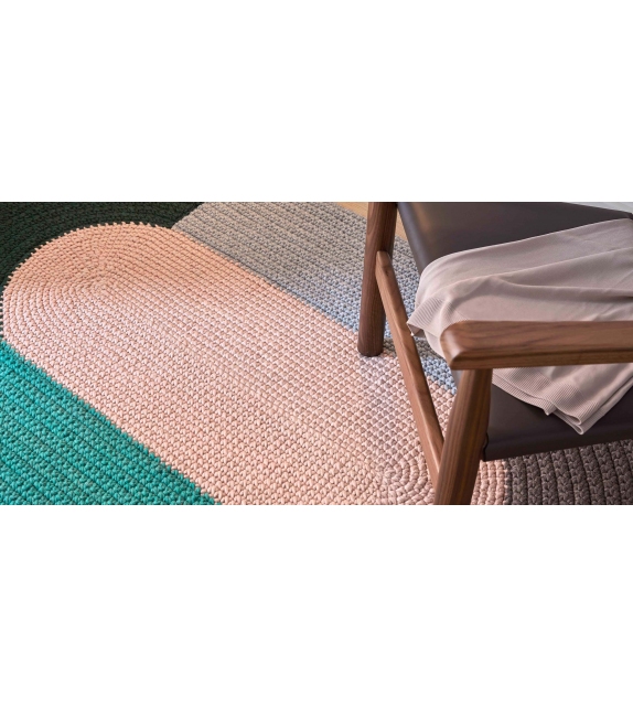 The Crochet Collection Gan Rug