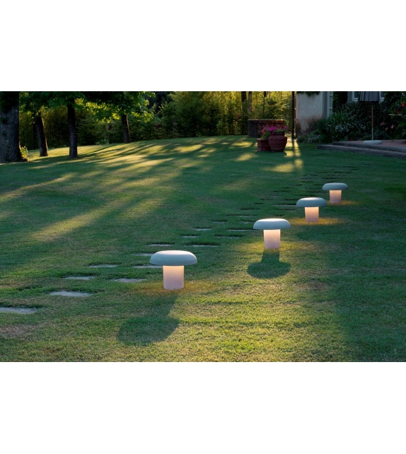 Amanita Martinelli Luce Lampadaire