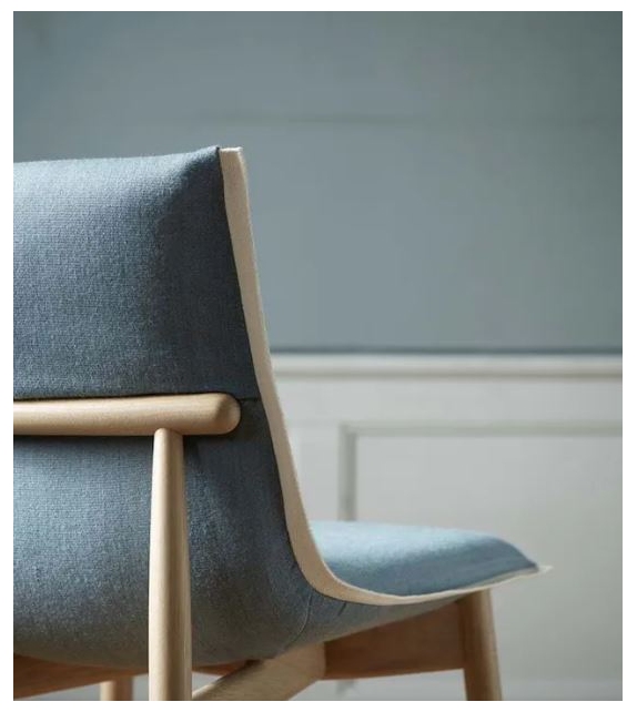 E004 Embrace Carl Hansen & Søn Silla