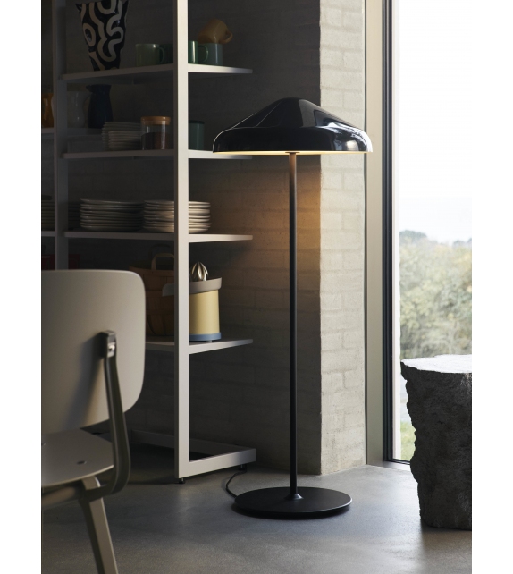 Pao Steel Hay Lampadaire