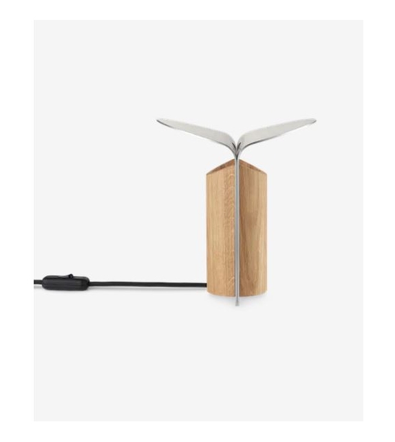 RF200 Petal Lamp Carl Hansen & Søn Table Lamp