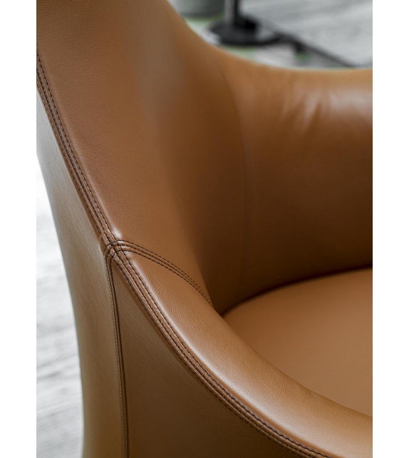 Hipod Enrico Pellizzoni Swivel Armchair with Castors