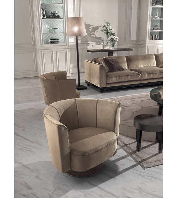 Ludwig Longhi Armchair