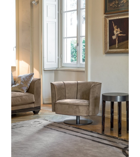 Ludwig Longhi Armchair