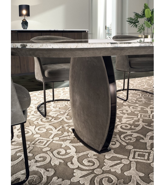 Lotus Longhi Table