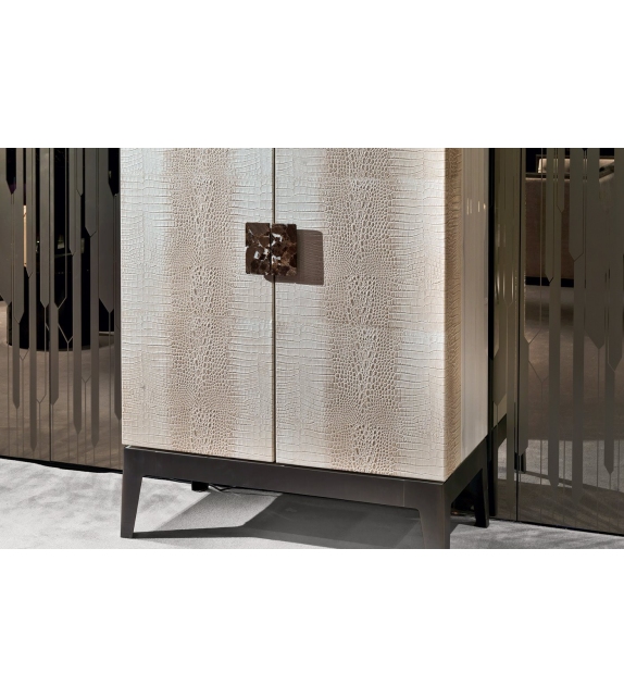 Grandeur Longhi Bar Cabinet