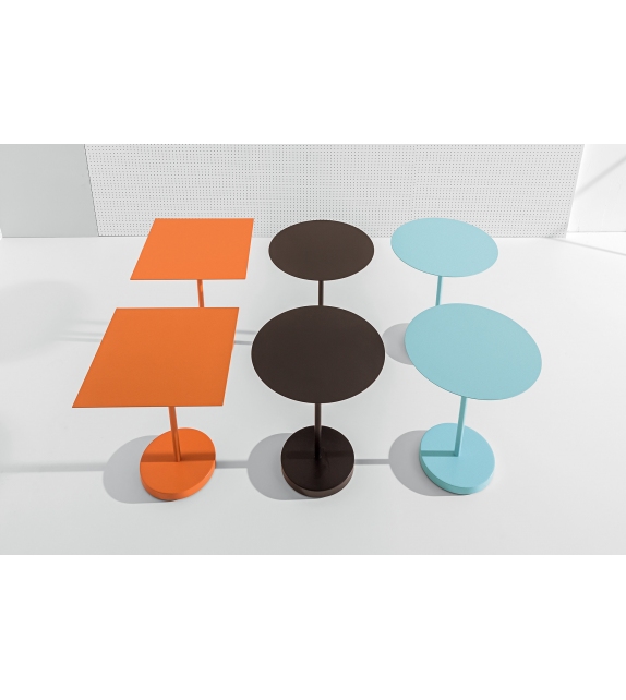 Puck Discipline Petite Table