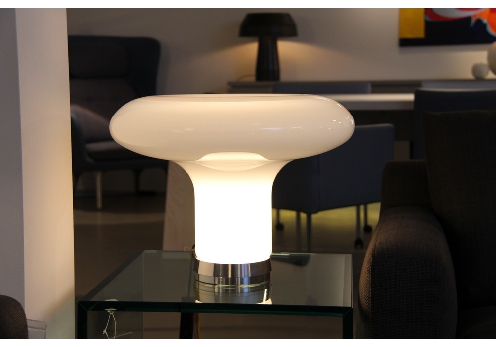 lesbo table lamp