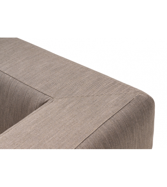 Domus Turri Armchair