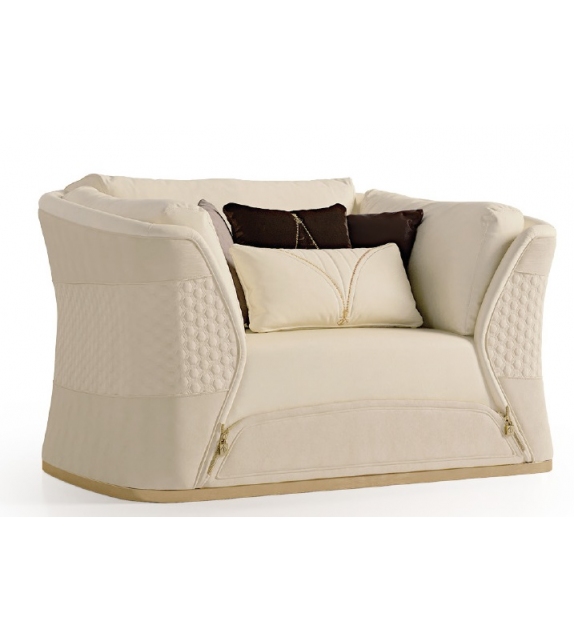 Vogue Turri Armchair