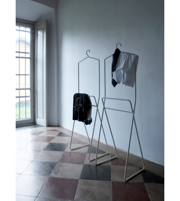 Bernardo Capodopera Valet Stand