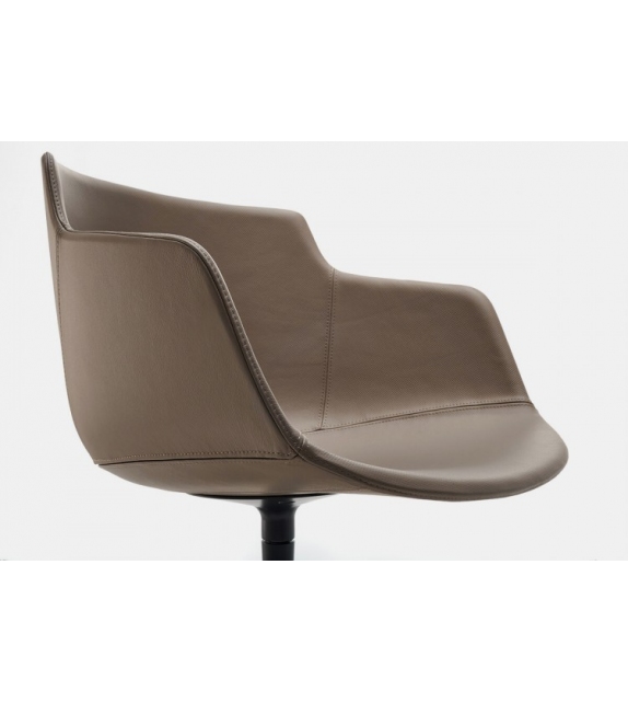 Flow Leather Chaise avec Base à Tige MDF Italia