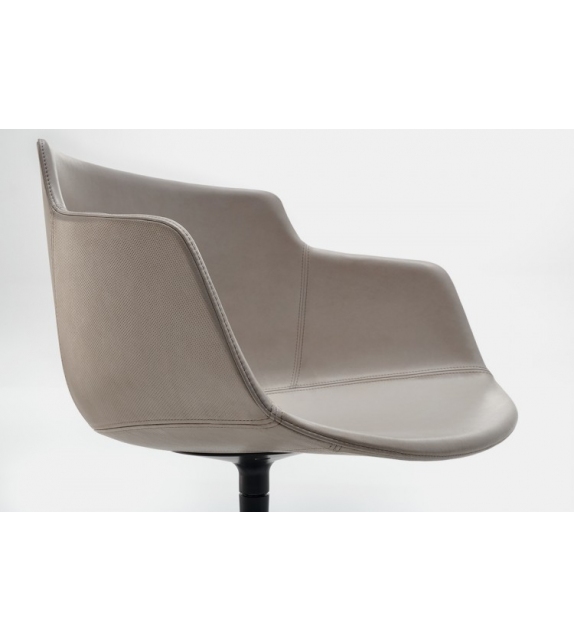 Flow Leather Chair with Stem Base MDF Italia